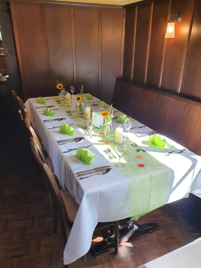 Gasthof Alte Post Oberhausen-Rheinhausen 外观 照片