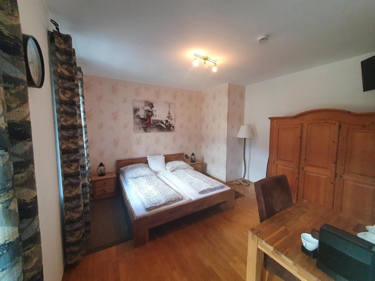 Gasthof Alte Post Oberhausen-Rheinhausen 外观 照片