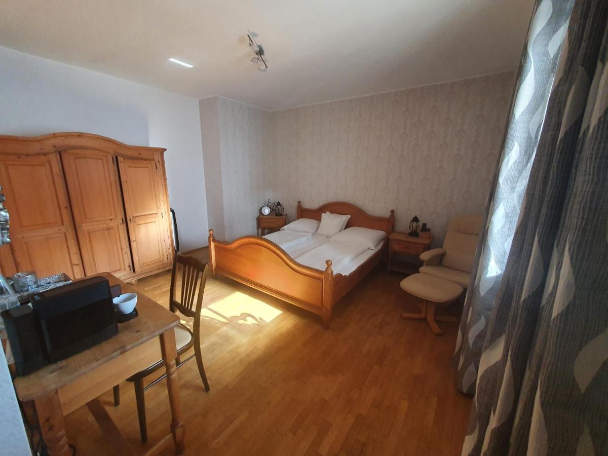 Gasthof Alte Post Oberhausen-Rheinhausen 外观 照片
