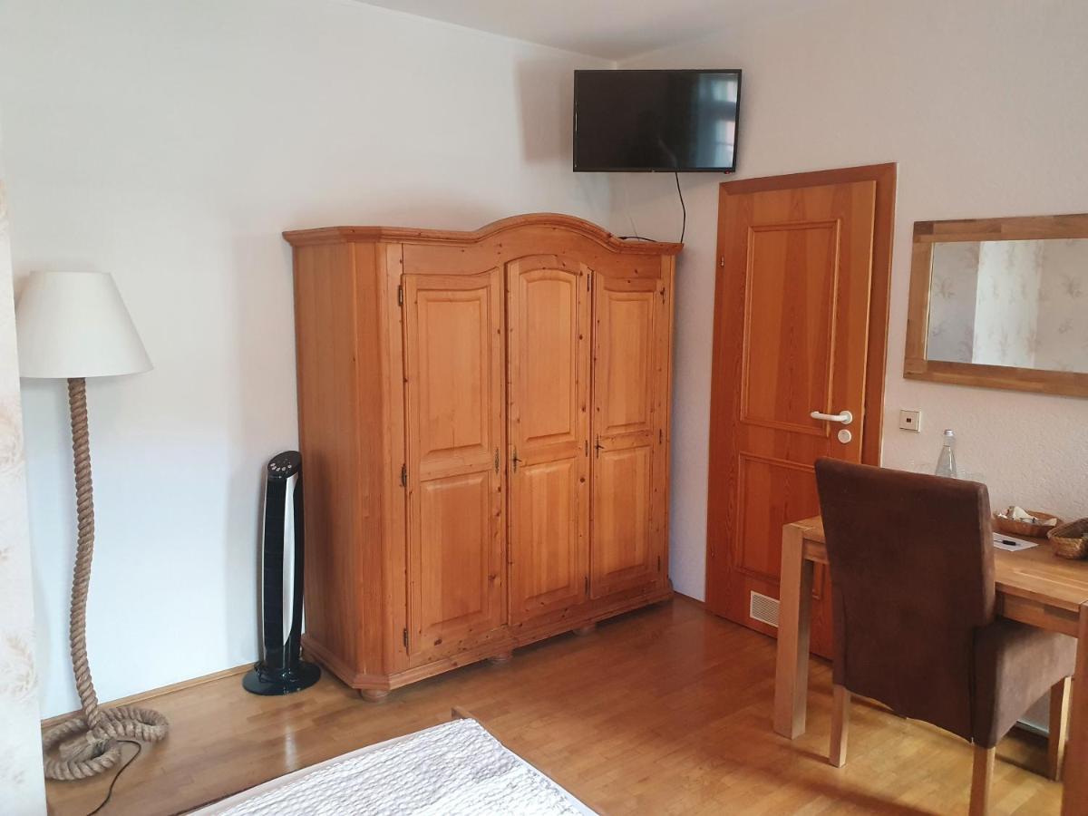 Gasthof Alte Post Oberhausen-Rheinhausen 外观 照片